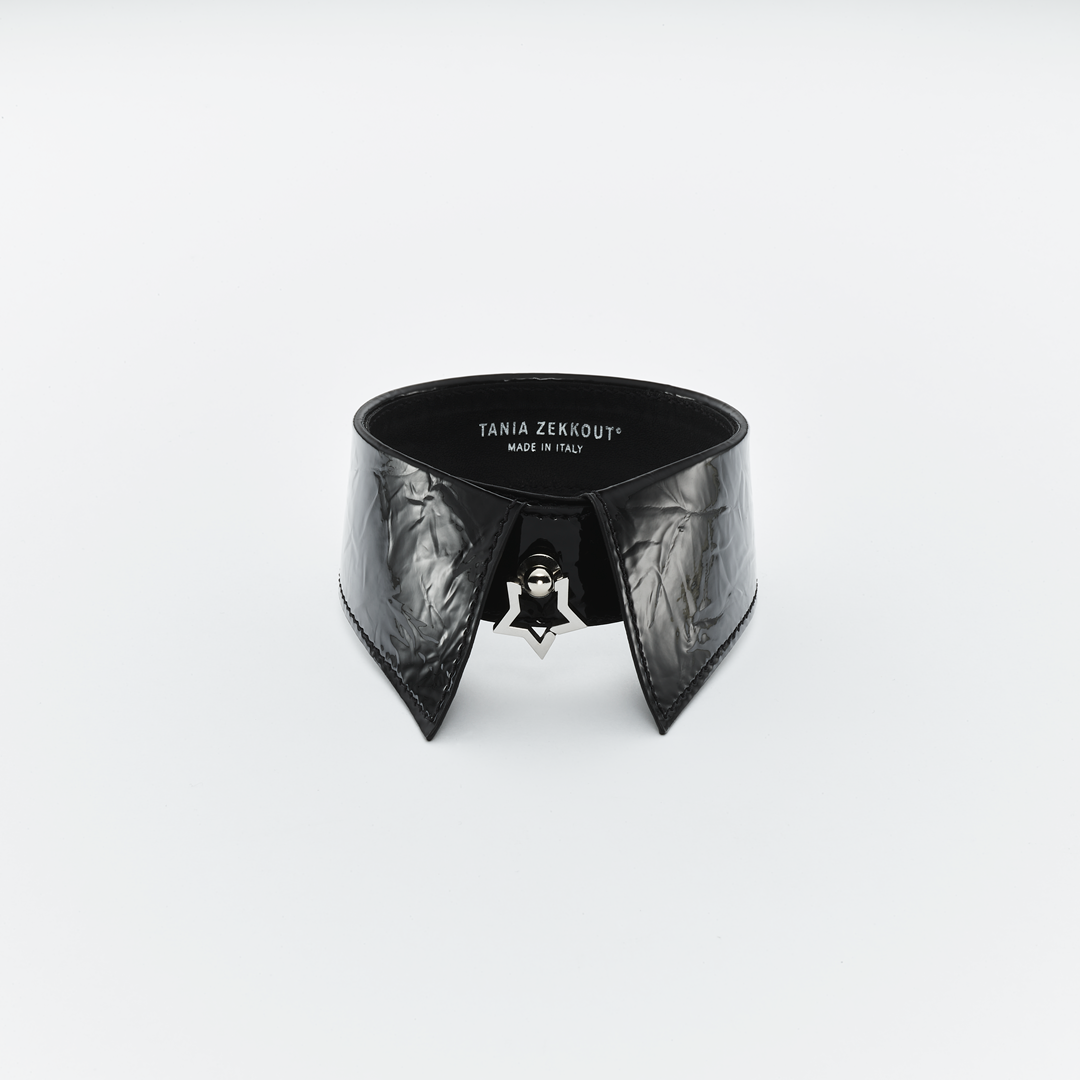Col bijou en cuir vernis froissé naplak noir pour animaux de compagnie - lumineux et chic